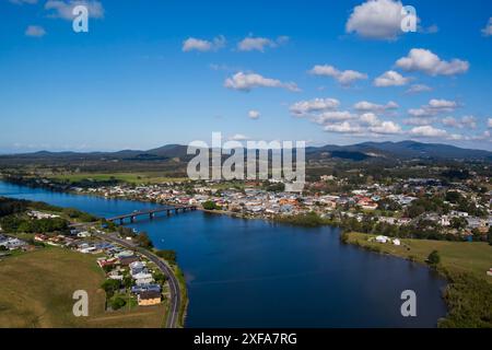 Une vue panoramique de la ville historique de Macksville sur les rives de la rivière Nambucca, Nouvelle-Galles du Sud, Australie. Banque D'Images