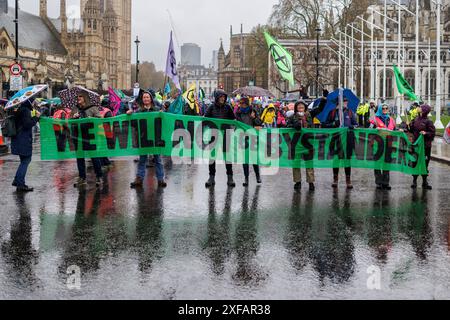 24 avril 2023. Westminster, Londres, Royaume-Uni. Jour 4 de la protestation climatique et écologique de « The Big One » par extinction Rebellion et ses partenaires. Banque D'Images