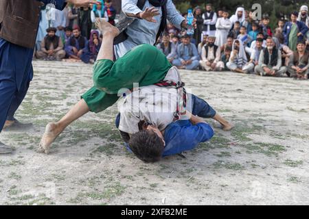 Terrain de lutte local (l'un des sports les plus populaires en Afghanistan) Banque D'Images