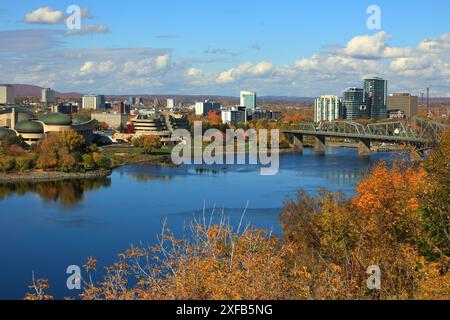 Géographie / voyage, Canada, Ontario, Ottawa, vue depuis la colline du Parlement sur la rivière des Outaouais, ADDITIONAL-RIGHTS-CLEARANCE-INFO-NOT-AVAILABLE Banque D'Images