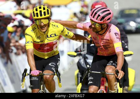 Valloire, France. 02 juillet 2024. L'équatorien Richard Carapaz d'EF Education-EasyPost photographié lors de l'étape 4 du Tour de France 2024, de Pinerolo, Italie à Valloire, France (139, 6 km), mardi 02 juillet 2024. La 111ème édition du Tour de France débute le samedi 29 juin et se termine à Nice le 21 juillet. BELGA PHOTO DAVID PINTENS crédit : Belga News Agency/Alamy Live News Banque D'Images