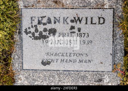 Pierre tombale de Frank Wild, ancien cimetière, Grytviken, King Edward Cove, Géorgie du Sud, mardi 28 novembre 2023. Photo : David Rowland / One-Image.com Banque D'Images