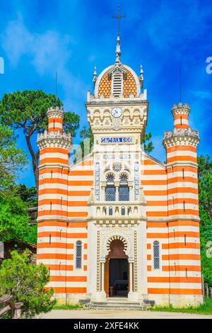 France, Gironde, LEGE-Cap-Ferret, L'herbe, chapelle Sainte-Marie-du-Cap ou chapelle de la villa algérienne de style néo-mauresque construite en 1884-1885 Banque D'Images