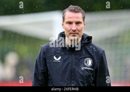 Rotterdam, pays-Bas. 03 juillet 2024. ROTTERDAM, 3-7-2024, terrain d'entraînement 1908, Néerlandais Eredivisie 2024/2025, premier entraînement Feyenoord, Brian Priske crédit : Pro Shots/Alamy Live News Banque D'Images