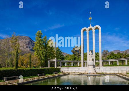 Le Monument huguenot symbolisant la Sainte Trinité, Franschhoek, Western Cape, Afrique du Sud, Afrique Banque D'Images