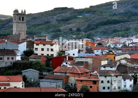 Église paroissiale de San Lorenzo Martyr, Garganta de la Olla, Caceres, Estrémadure, Espagne Banque D'Images