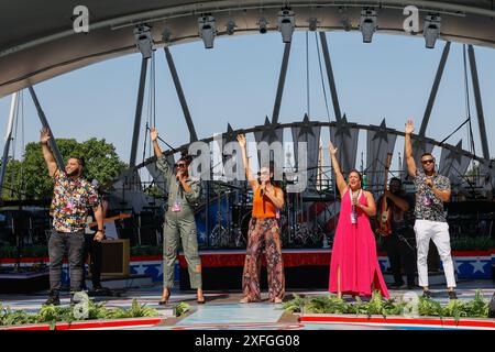 Washington, DC, États-Unis. 03 juillet 2024. Soeur Sledge ft. Sledgendary se produit lors de la répétition générale pour les célébrations du 4 juillet 'The Capitol Fourth' sur la pelouse ouest du Capitole des États-Unis au Capitole des États-Unis le 3 juillet 2024 à Washington DC. Photo par Jemal Countess/UPI crédit : UPI/Alamy Live News Banque D'Images