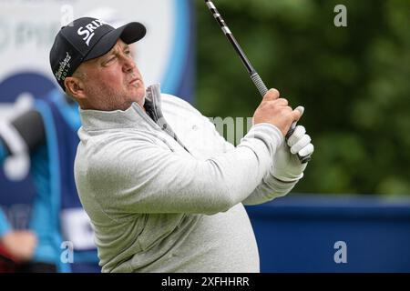 St Albans, Royaume-Uni. 03 juillet 2024. Darren Gough part pour le tournoi de golf Aramco Team Series au Centurian Club, St Albans, Royaume-Uni, le 3 juillet 2024. Photo de Phil Hutchinson. Utilisation éditoriale uniquement, licence requise pour une utilisation commerciale. Aucune utilisation dans les Paris, les jeux ou les publications d'un club/ligue/joueur. Crédit : UK Sports pics Ltd/Alamy Live News Banque D'Images