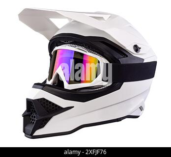 Casque intégral noir blanc de motocross ou enduro Downhill Crash avec des lunettes de sécurité de fond isolé. Banque D'Images