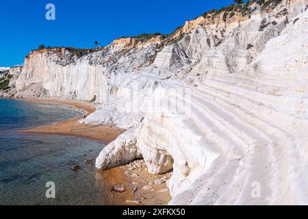 Falaise rocheuse des marches des Turcs à Agrigente, Sicile, Italie. Banque D'Images