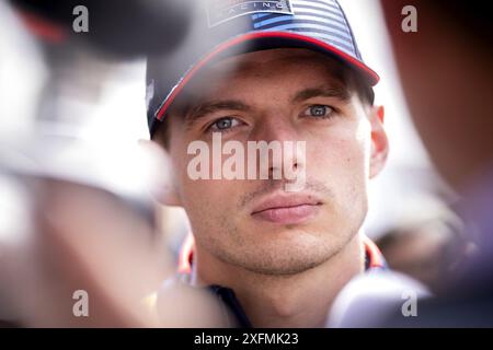 SILVERSTONE - Max Verstappen (Red Bull Racing) s'adresse à la presse sur le circuit de Silverstone à l'approche du Grand Prix de Grande-Bretagne. ANP SANDER KONING netherlands Out - belgique Out crédit : ANP/Alamy Live News Banque D'Images