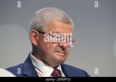 Saint-Pétersbourg - 04 juil. 2024, Saint-Pétersbourg, Russie. 04 juillet 2024. Dmitry Tulin, premier vice-président de la Banque centrale de la Fédération de Russie, Moscou, lors de la session réforme de la réglementation bancaire et de la supervision : Focus sur le risque de concentration du Congrès financier de la Banque de Russie à Saint-Pétersbourg, Russie. Crédit : SOPA images Limited/Alamy Live News Banque D'Images