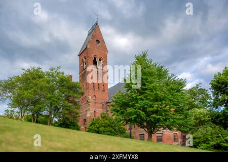 Ithaca, New York, États-Unis - 30 juin 2024 : photo de jour de Barnes Hall, bâtiment des services étudiants sur le campus d'Ithaca, NY, États-Unis de l'Université Cornell. Banque D'Images