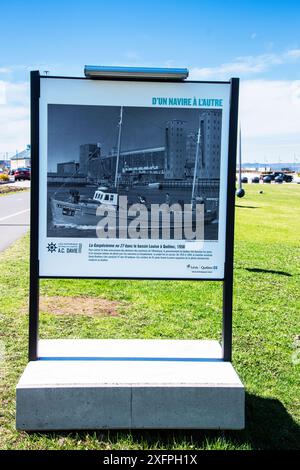 AC Davie Shipyard la Gaspesienne no 27 panneau de navire au parc Quai paquet à Lévis, Québec, Canada Banque D'Images