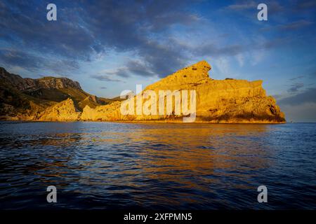 Cala Estremer et Punta Galera, Côte Tramuntana, Pollensa, Majorque, Iles Baléares, Espagne Banque D'Images