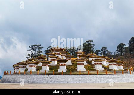 Les 108 Chortens des Druk Wangyal Chortens Banque D'Images