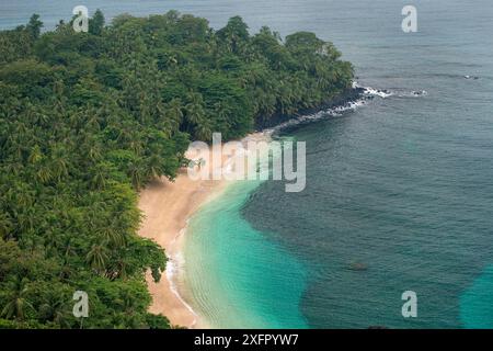 Banana Beach, réserve de biosphère UNESCO de l'île de principe, République démocratique de Sao Tomé-et-principe, Golfe de Guinée Banque D'Images