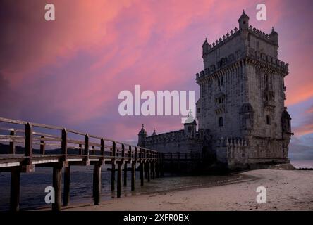 Torre de Belem, Lisbonne, ambiance du soir, crépuscule, Portugal Banque D'Images