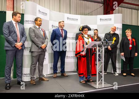 Londres, Royaume-Uni. 05 JUILLET 2024. Comme Emily Thornberry, députée travailliste d'Islington South et de Finsbury, a de nouveau été réélue avec 53,7% des voix aux élections générales britanniques de 2024. Crédit Milo Chandler/Alamy Live News Banque D'Images