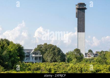 Phare de Sullivans Island au nord de Charleston, Caroline du Sud, États-Unis Banque D'Images