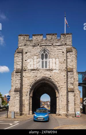 Angleterre, Kent, Canterbury, Westgate Tower et musée Banque D'Images