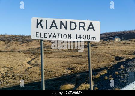 Kiandra, Nouvelle-Galles du Sud, Australie 5 juillet 2024 ; la ville historique des mines d'or de Kiandra signe dans le parc national de Kosciuszko Banque D'Images