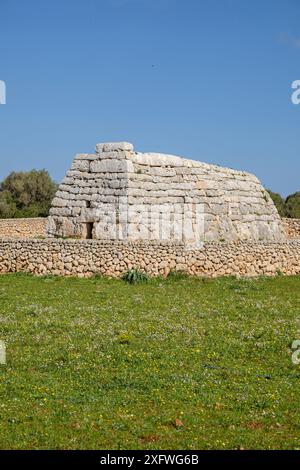 Naveta des Tudons, prototalayote, Ciutadella, Minorque, Iles Baléares, Espagne. Banque D'Images