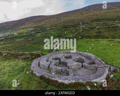 Cashel Murphy, ancienne colonie celtique, ère chrétienne primitive (5e-8e siècles après JC), péninsule de Dingle, comté de Kerry, Irlande, Royaume-Uni. Banque D'Images