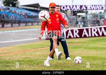 Silverstone, Royaume-Uni. 04 juillet 2024. Carlos Sainz Jr. (ESP) - Scuderia Ferrari - Ferrari SF-24 - Ferrari le jour 1, jeudi 4 juillet 2024 du Grand prix de formule 1 qatar Airways british 2024, prévu sur le circuit de silverstone du 5 au 7 juillet 2024 (photo Alessio de Marco/Sipa USA) crédit : Sipa USA/Alamy Live News Banque D'Images