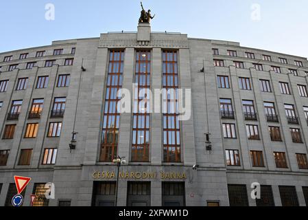 Siège de la Banque nationale tchèque (Ceska narodni banka, CNB), banque centrale de la République tchèque, à Prague, République tchèque, le 8 janvier 2024 Banque D'Images