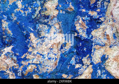 Azurite / chessylite, minerai de cuivre bleu foncé doux Banque D'Images