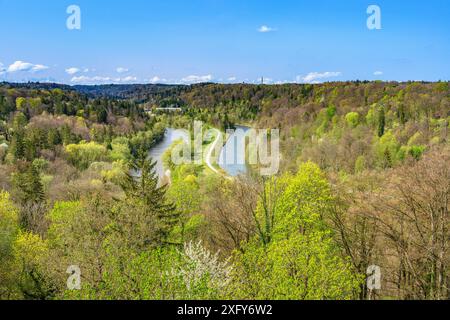 Allemagne, Bavière, District de Munich, Grünwald, Château de Grünwald, vue au sud sur la vallée de l'Isar Banque D'Images