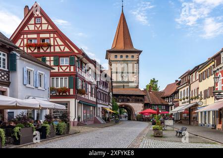 La porte supérieure dans la vieille ville de Gengenbach, Forêt Noire, Bade-Württemberg, Allemagne Banque D'Images