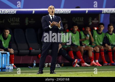 Hambourg, Allemagne. 5 juillet 2024. L'entraîneur portugais Roberto Martinez lors du match de quart de finale de l'UEFA EURO 2024 entre le Portugal et la France au Volksparkstadion le 5 juillet 2024 à Hambourg, Allemagne. ANP | Hollandse Hoogte | MAURICE VAN STEEN/Alamy Live News Banque D'Images