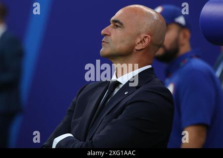 Hambourg, Allemagne. 05 juillet 2024. HAMBOURG, ALLEMAGNE - 5 JUILLET : l'entraîneur-chef du Portugal Roberto Martinez lors du match de quart de finale de l'UEFA EURO 2024 opposant le Portugal et la France au Volksparkstadion le 5 juillet 2024 à Hambourg, Allemagne .240705 SEPA 07 085 - 20240705 PD19025 crédit : APA-PictureDesk/Alamy Live News Banque D'Images