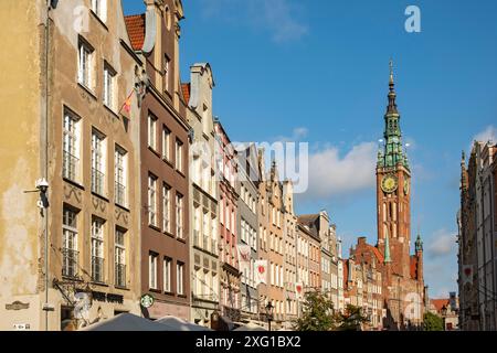 Hôtel de ville principal et rue Dluga, Gdansk, GdaÅ„SK, Pologne Banque D'Images