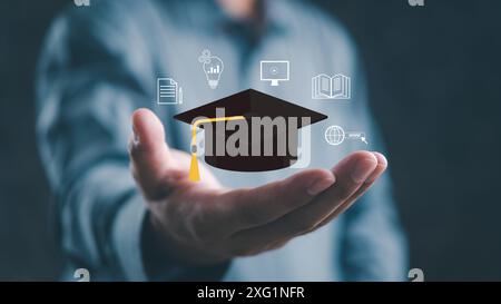 Concept d'éducation numérique avec graduation Cap Banque D'Images