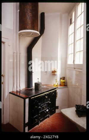 Cuisine de l'appartement, reconstitution d'un appartement bourgeois original au début du 20ème siècle à la maison Milà (aka la Pedrera 1906-1912 par Ga Banque D'Images