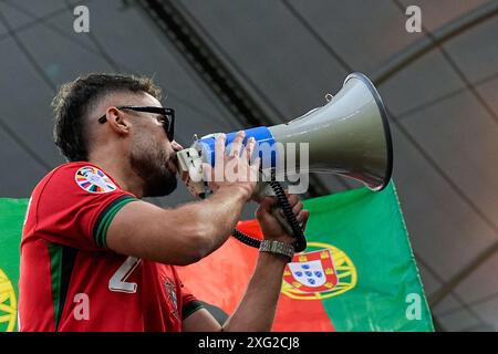 Hambourg, Allemagne. 05 juillet 2024. Hambourg, Allemagne, 5 juillet 2024 : fan du Portugal lors du match de football de quart de finale de l'UEFA EURO 2024 Allemagne entre le Portugal et la France au Volksparkstadion à Hambourg, Allemagne. (Daniela Porcelli/SPP) crédit : SPP Sport Press photo. /Alamy Live News Banque D'Images