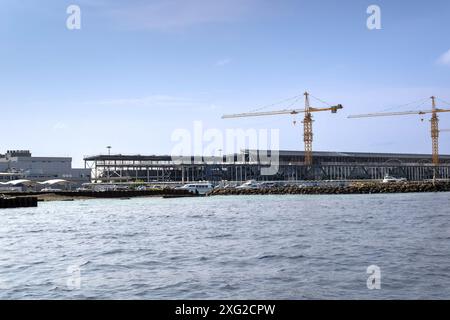 Un nouveau terminal de l'aéroport international Velana est en construction, Malé, Maldives Banque D'Images