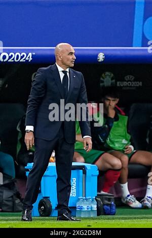 Hambourg, Allemagne. 05 juillet 2024. Hambourg, Allemagne, le 5 juillet 2024 : L'entraîneur-chef du Portugal Roberto Martinez lors du match de quart de finale de l'UEFA EURO 2024 Allemagne opposant le Portugal et la France au Volksparkstadion de Hambourg, Allemagne. (Daniela Porcelli/SPP) crédit : SPP Sport Press photo. /Alamy Live News Banque D'Images
