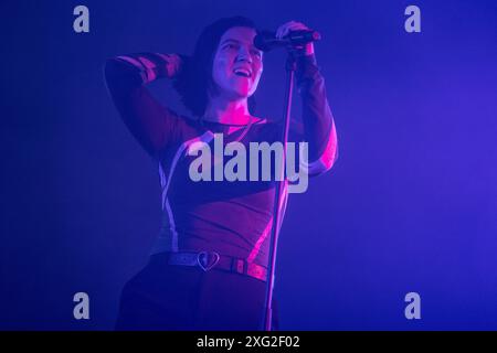 Roskilde, Danemark. 05 juillet 2024. Le musicien anglais Romy se produit au Festival de Roskilde, le samedi 6 juillet 2024. (Photo : Thomas Traasdahl/Ritzau Scanpix) crédit : Ritzau/Alamy Live News Banque D'Images