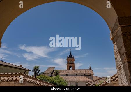 Trisulti Charterhouse est un monastère situé dans la municipalité de Collepardo, dans la province de Frosinone. Il est reconnu monument national Banque D'Images