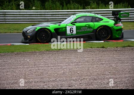 Oulton Park GT Cup 29 juin 2024 Team Abba Racings Mercedes AMG GT3 voiture Banque D'Images