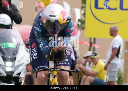 Gevrey Chambertin, France. 06 juillet 2024. W. Van Aert Team Visma Credit : Abaca Press/Alamy Live News Banque D'Images