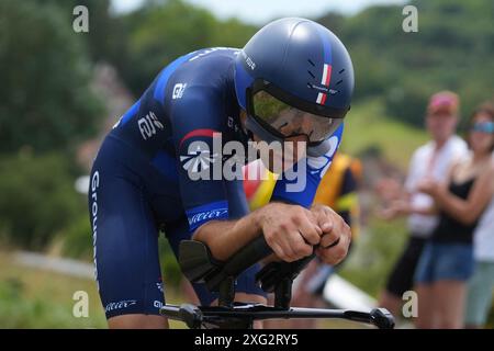 Gevrey Chambertin, France. 06 juillet 2024. L. MARTINEZ GROUPAMA-FDJ lors du Tour de France 2024, étape 7, contre la montre individuel, nuits-Saint-Georges - Gevrey-Chambertin (25, 3 km) le 5 juillet 2024 à Gevrey-Chambertin, France - photo Laurent Lairys /ABACAPRESS. COM Credit : Abaca Press/Alamy Live News Banque D'Images