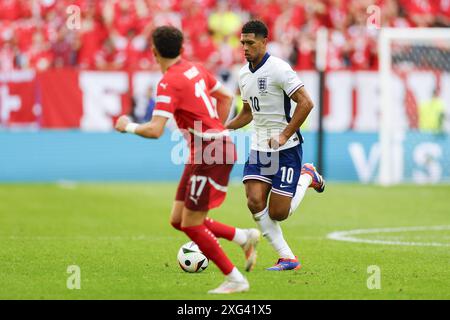 Dusseldorf, Allemagne. 06 juillet 2024. DUSSELDORF, Dusseldorf Arena, 06-07-2024, Championnat d'Europe de Football Euro2024, manche de 8 match no.48 entre l'Angleterre et la Suisse, joueur anglais Jude Bellingham crédit : Pro Shots/Alamy Live News Banque D'Images