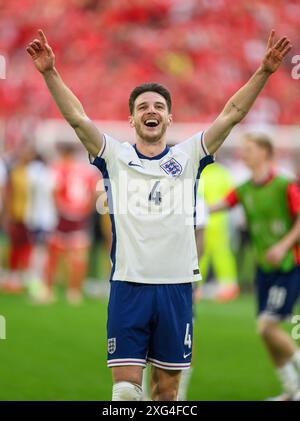 Düsseldorf, Allemagne. 6 juillet, 2024.Düsseldorf, Allemagne. 6 juillet 2024. 06 juil. 2024 - Angleterre v Suisse - Championnats de l'UEFA Euro 2024 - quart de finale - Düsseldorf. Declan Rice célèbre sa victoire au tir de pénalité contre la Suisse. Image : Mark pain / Alamy Live News Banque D'Images