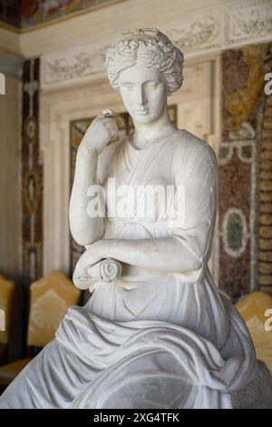 Une statue ancienne à Casina Pio IV (Académie pontificale des sciences) au Vatican. Banque D'Images