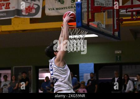 Images du match Italie-Espagne à Pala Cian Toma - Domegge (BL) 6 juillet 2024, lors du 22ème tournoi international de Silvestro-Meneghin U20 de Torneo Un20 - 22Â° Memorial de Silvestro/Trofeo Meneghin - Italia vs Spagna, événements sportifs à Domegge di Cadore, Italie, 06 juillet 2024 Banque D'Images